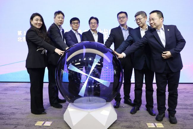 亚洲毛片精品